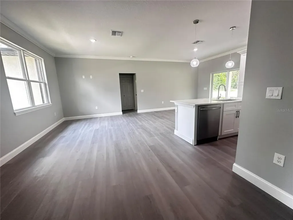221 W Euclid Avenue Deland FL 32720