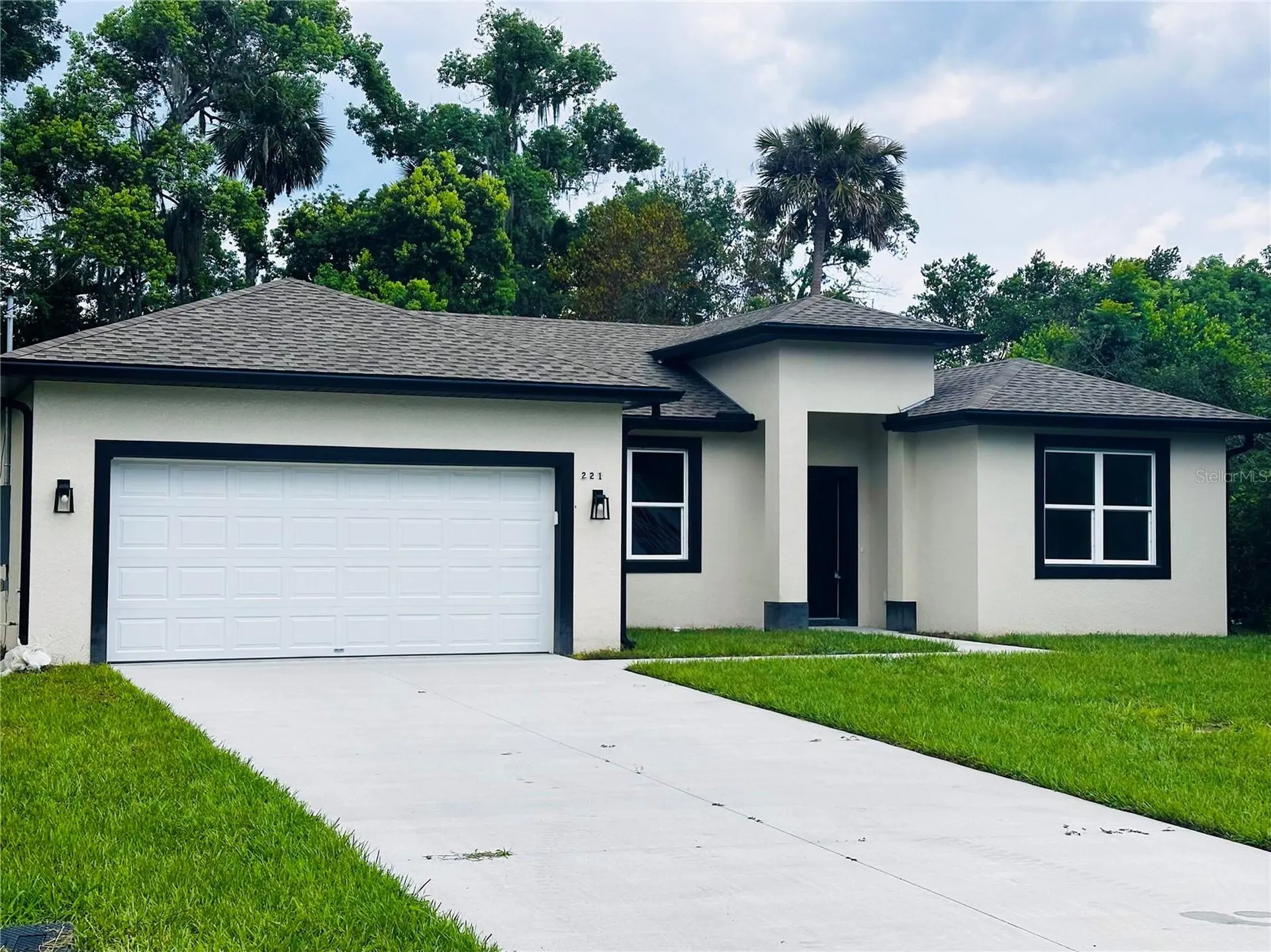 221 W Euclid Avenue Deland FL 32720
