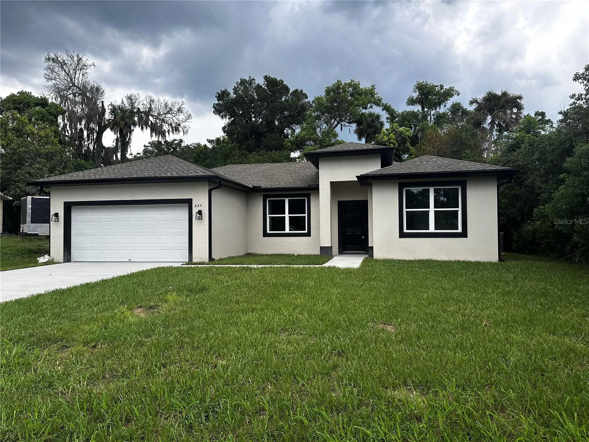 221 W Euclid Avenue Deland FL 32720