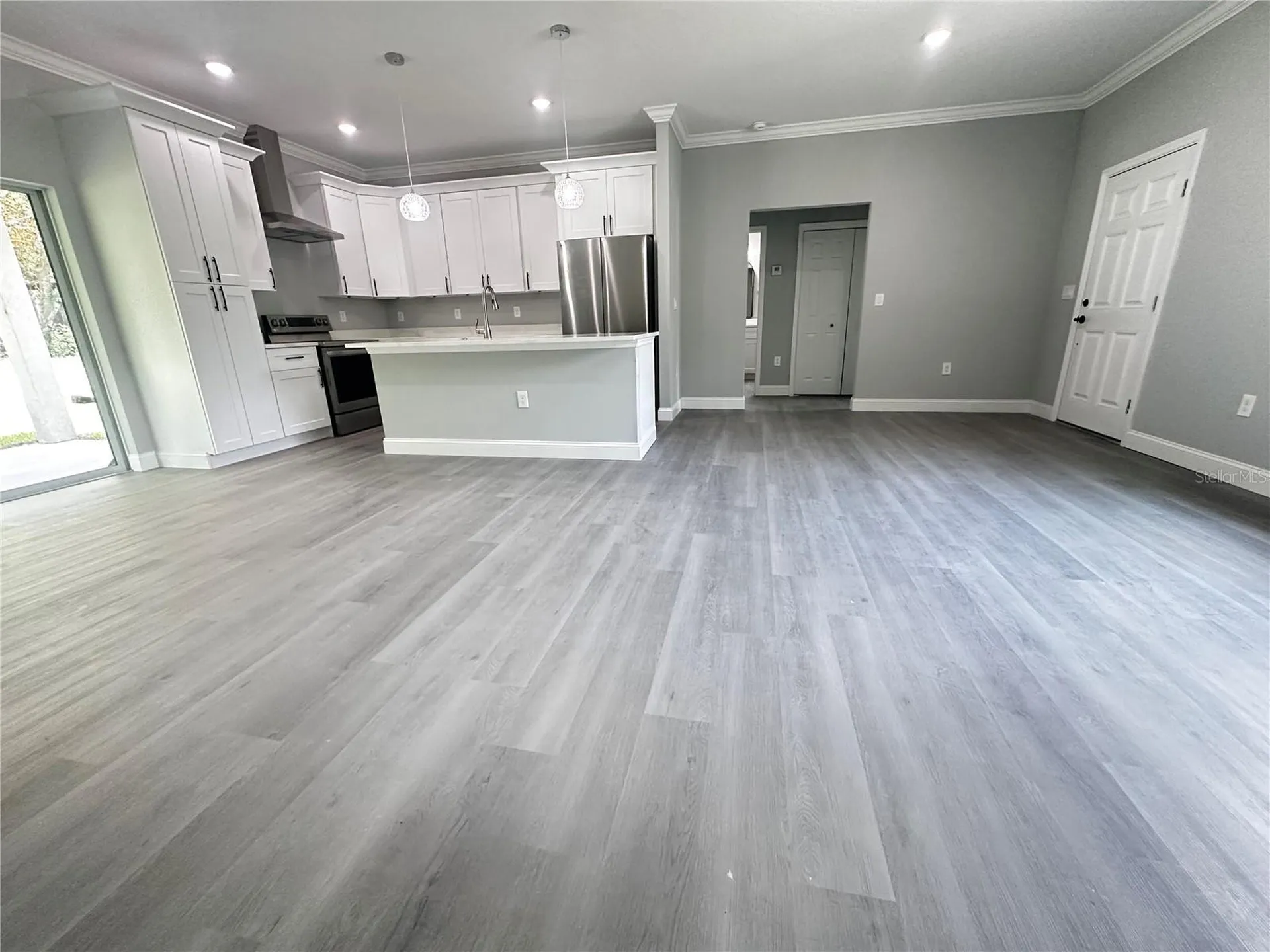 221 W Euclid Avenue Deland FL 32720
