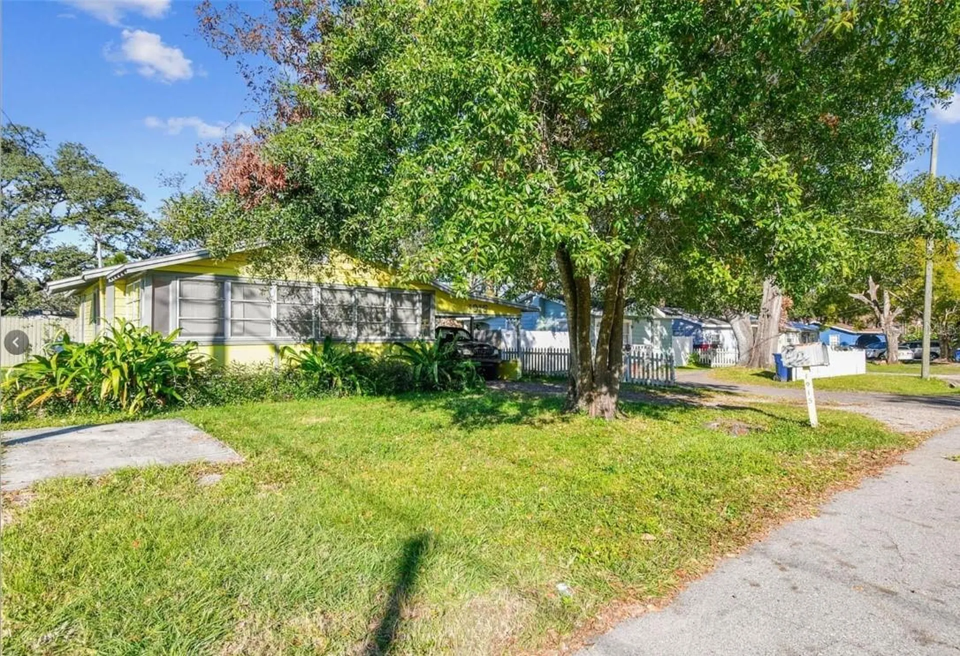 1915 W Fern Street Tampa FL 33604