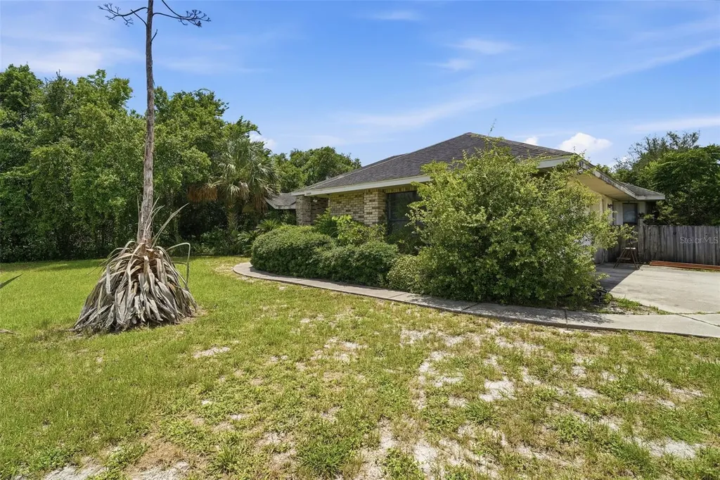 3006 Annez Way Debary FL 32713