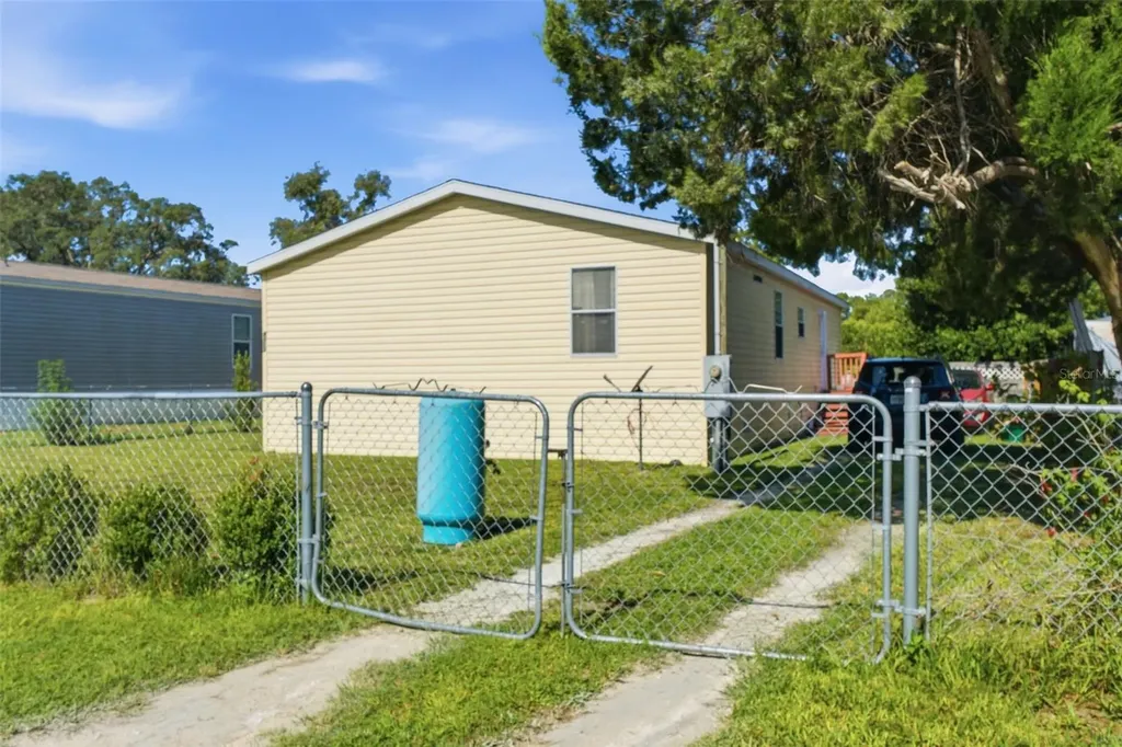 4313 Orlando Avenue Brooksville FL 34604