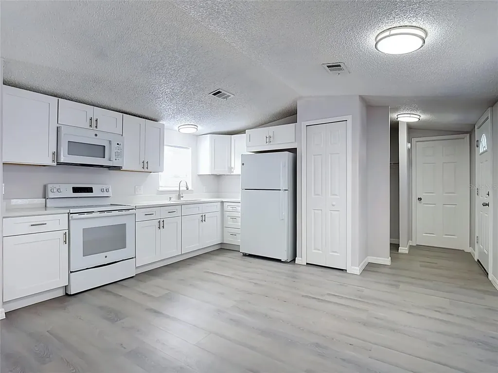 1406 Finney Road Davenport FL 33837