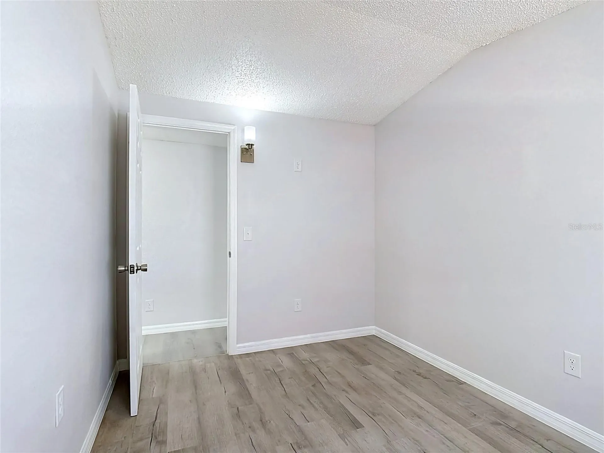1406 Finney Road Davenport FL 33837