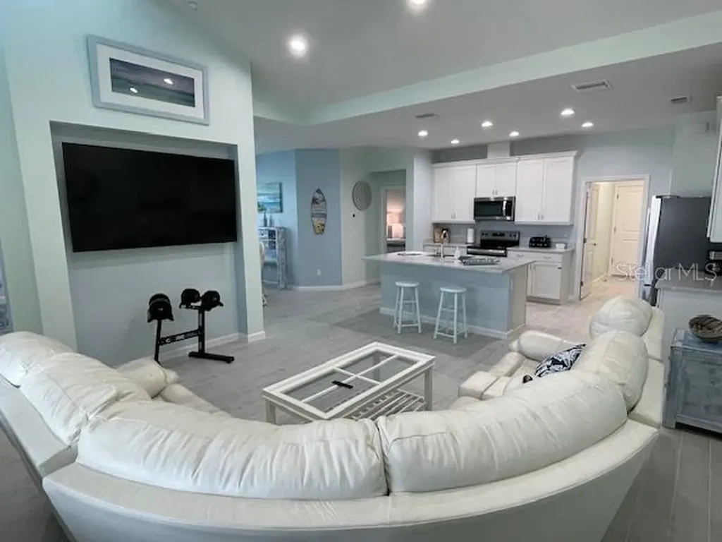 261 Gypsy Palace Lane Daytona Beach FL 32124