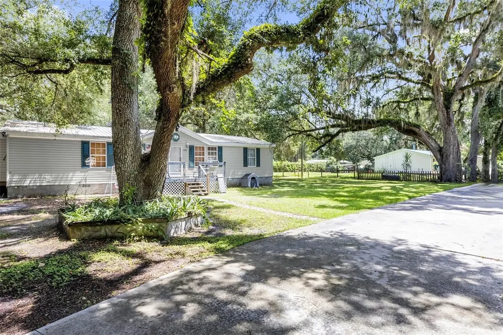 1705 SE 179 Place Summerfield FL 34491