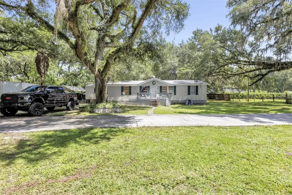 1705 SE 179 Place Summerfield FL 34491