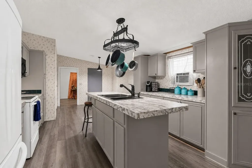 1705 SE 179 Place Summerfield FL 34491