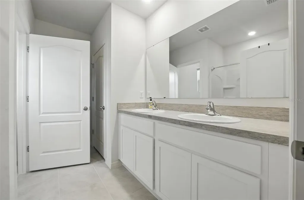 1753 Bent Branch Avenue Deland FL 32720