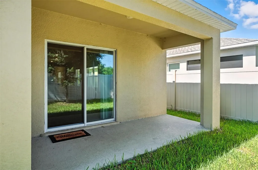 1753 Bent Branch Avenue Deland FL 32720