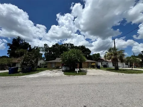 5910 13th Street Court E Bradenton FL 34203
