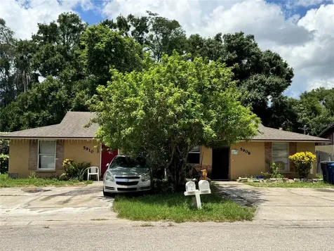 5910 13th Street Court E Bradenton FL 34203