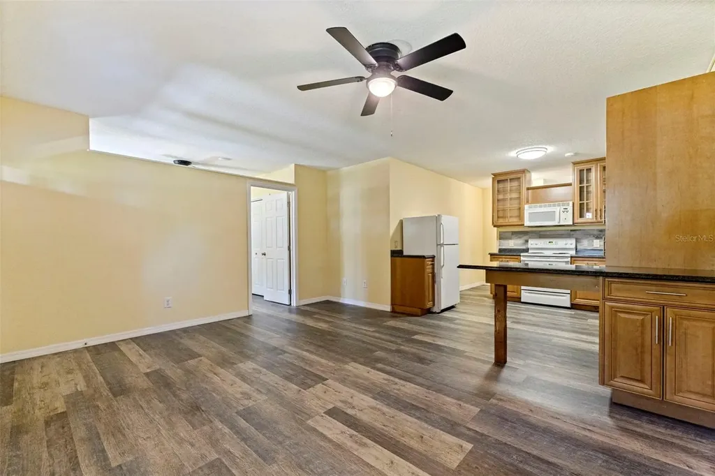 2462 14th Avenue N St Petersburg FL 33713