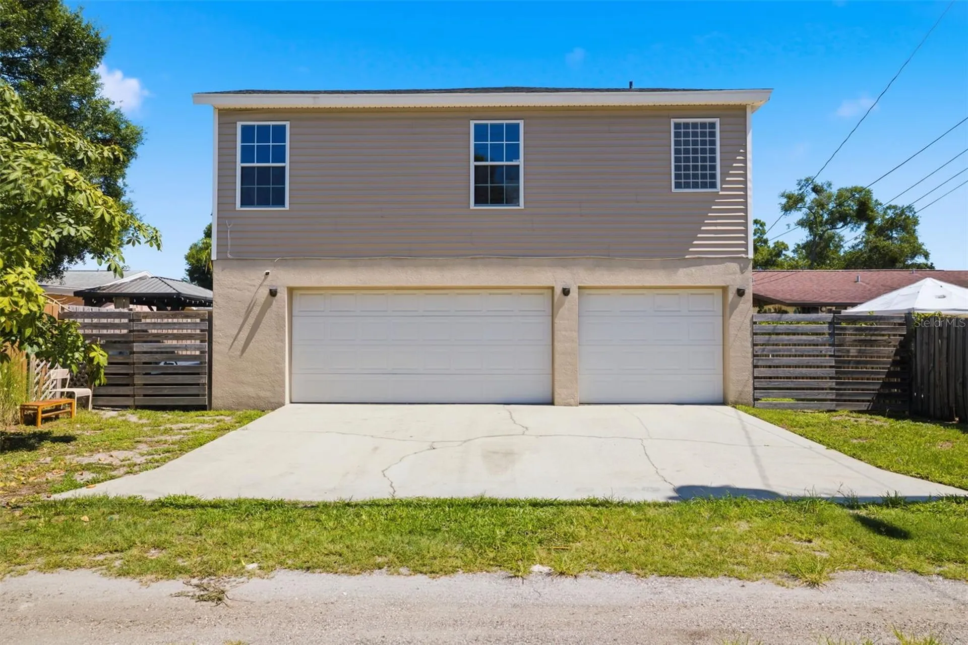 2462 14th Avenue N St Petersburg FL 33713