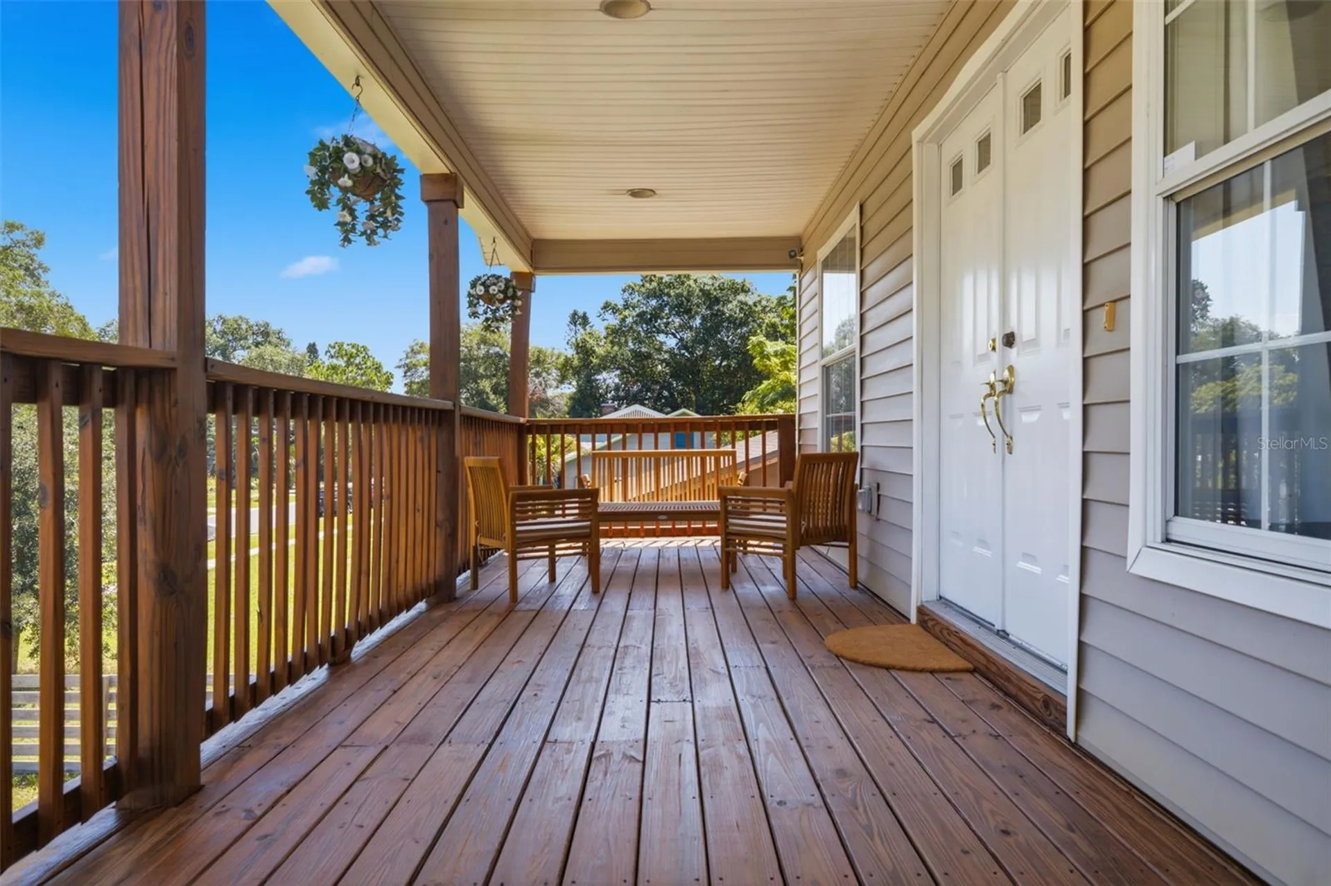 2462 14th Avenue N St Petersburg FL 33713