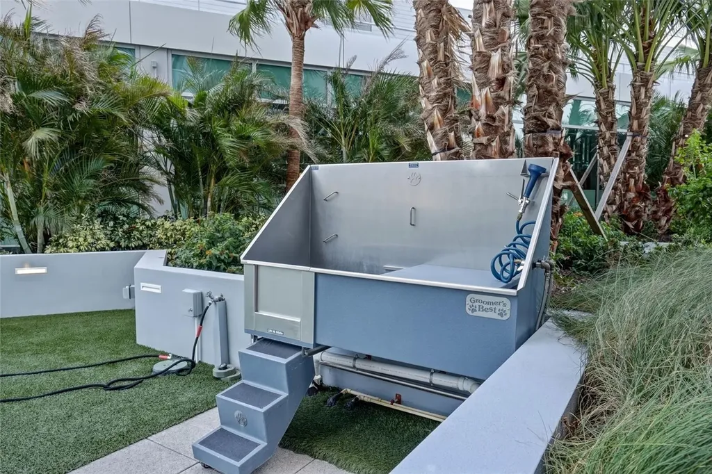 400 Central Avenue St Petersburg FL 33701