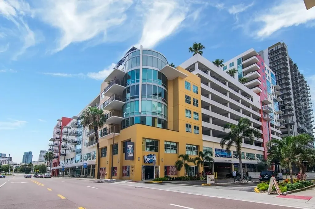 1208 E Kennedy Boulevard Tampa FL 33602