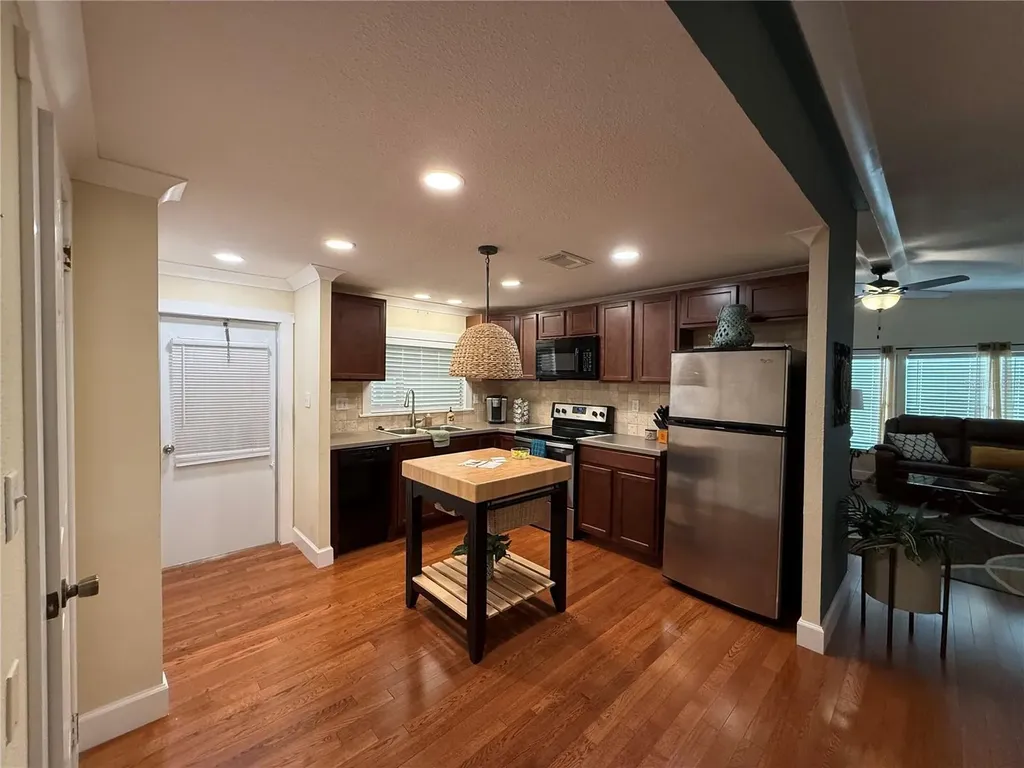 35 Seminole Path Wildwood FL 34785