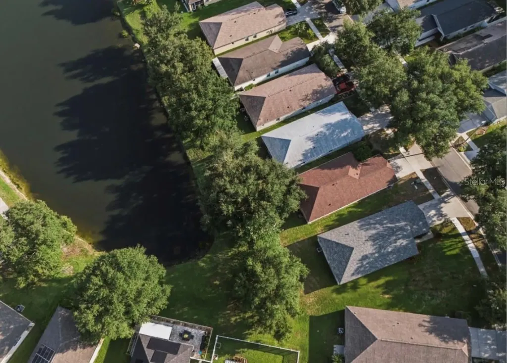 18165 Canal Pointe Street Tampa FL 33647