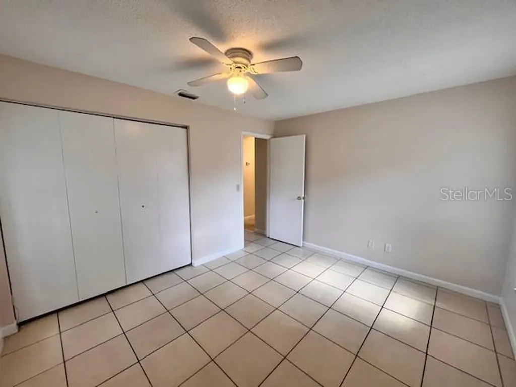 8518 N Lynn Avenue Tampa FL 33604