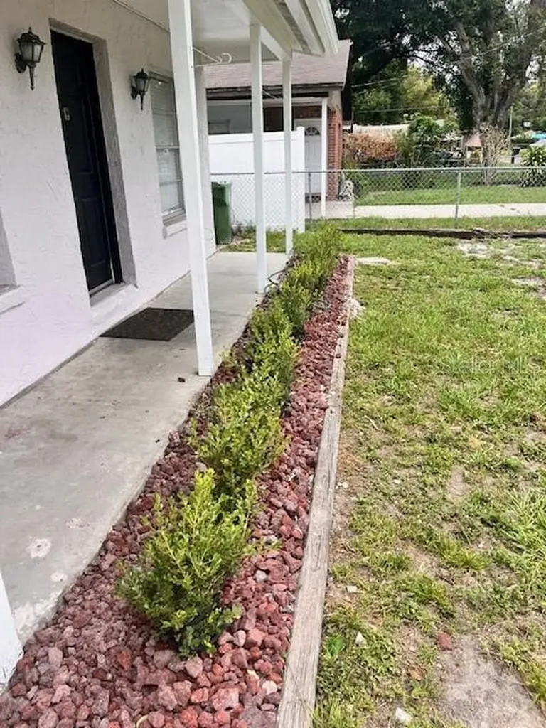 8518 N Lynn Avenue Tampa FL 33604