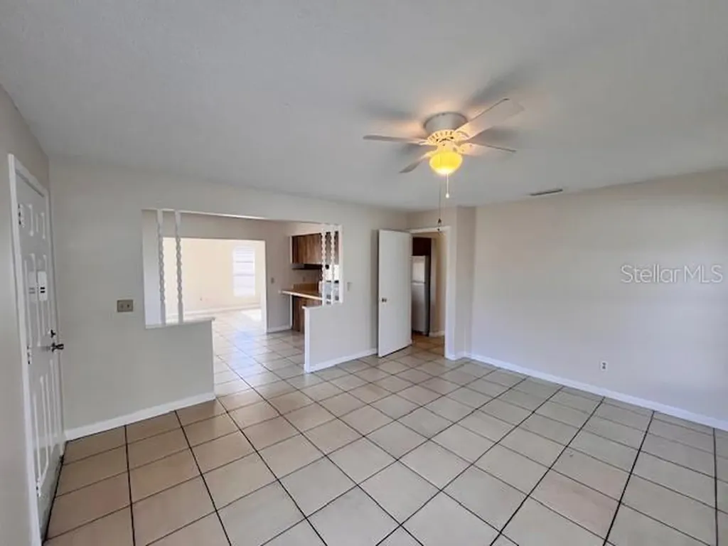 8518 N Lynn Avenue Tampa FL 33604
