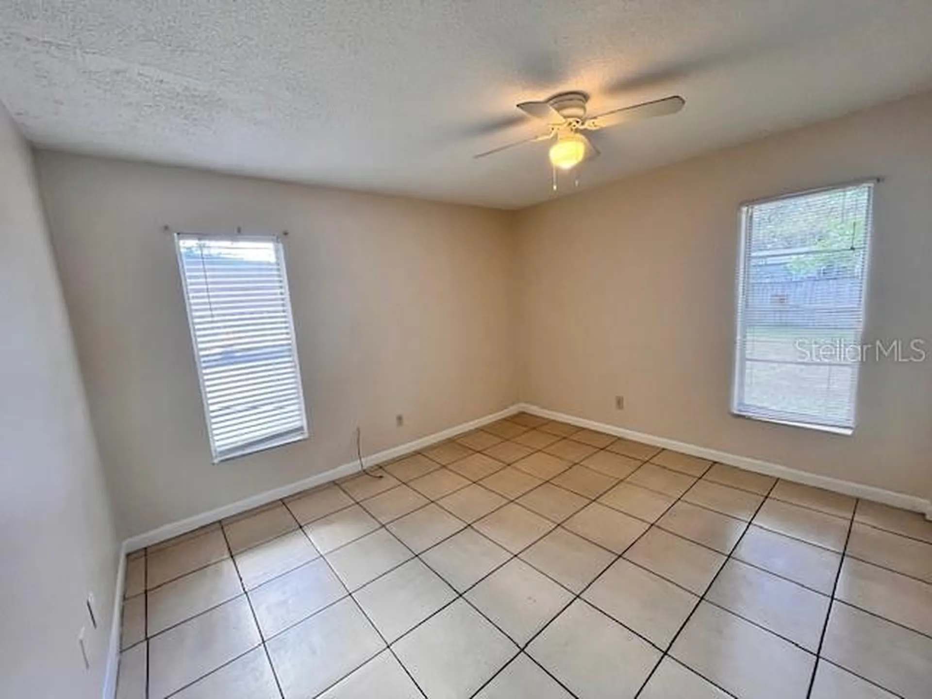 8518 N Lynn Avenue Tampa FL 33604