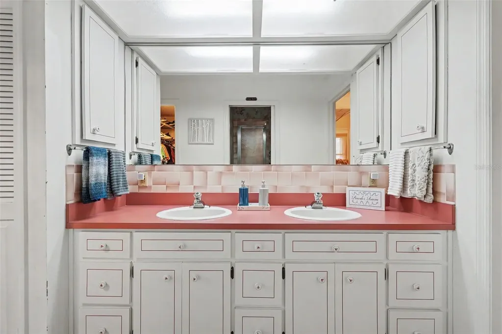8251 Earlshire Lane Spring Hill FL 34606