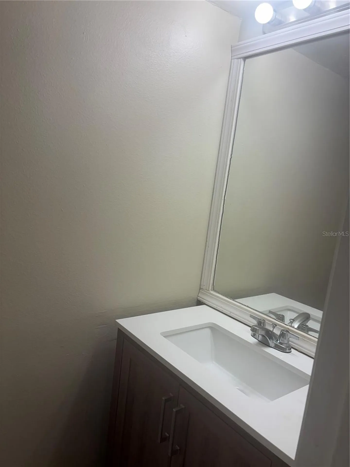 1320 Mountainview Tampa FL 33612