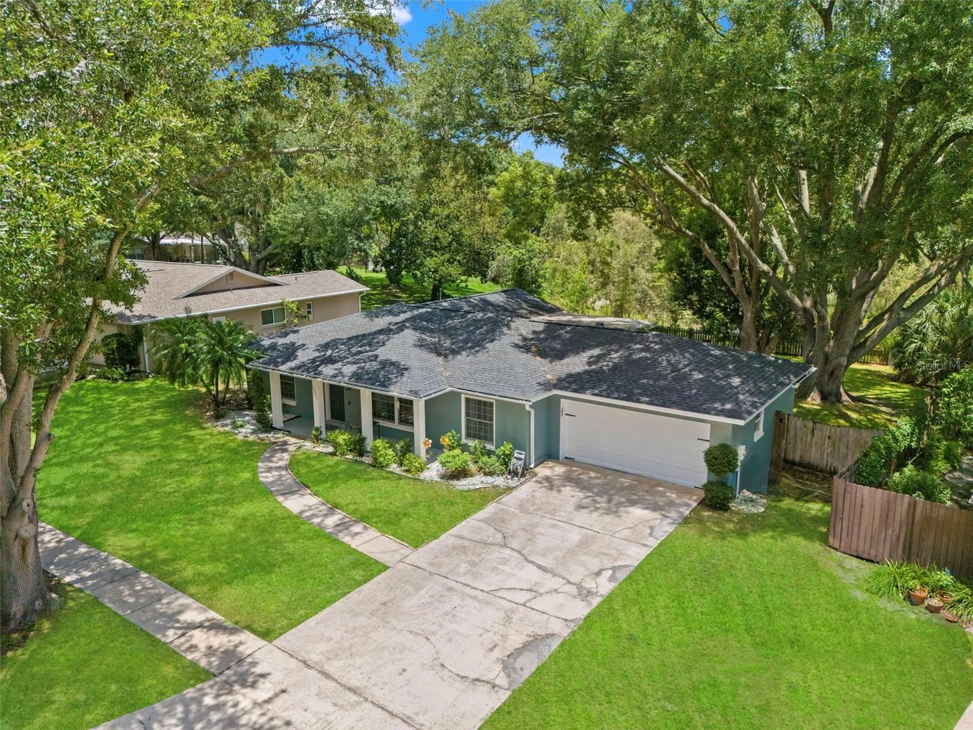 15521 Wetstone Drive Tampa FL 33613