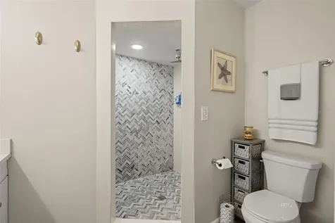 15521 Wetstone Drive Tampa FL 33613