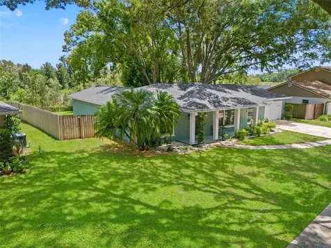 15521 Wetstone Drive Tampa FL 33613