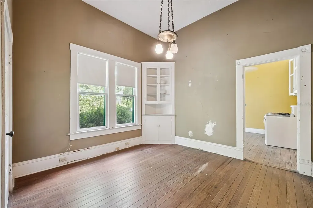 251 W Horatio Avenue Maitland FL 32751