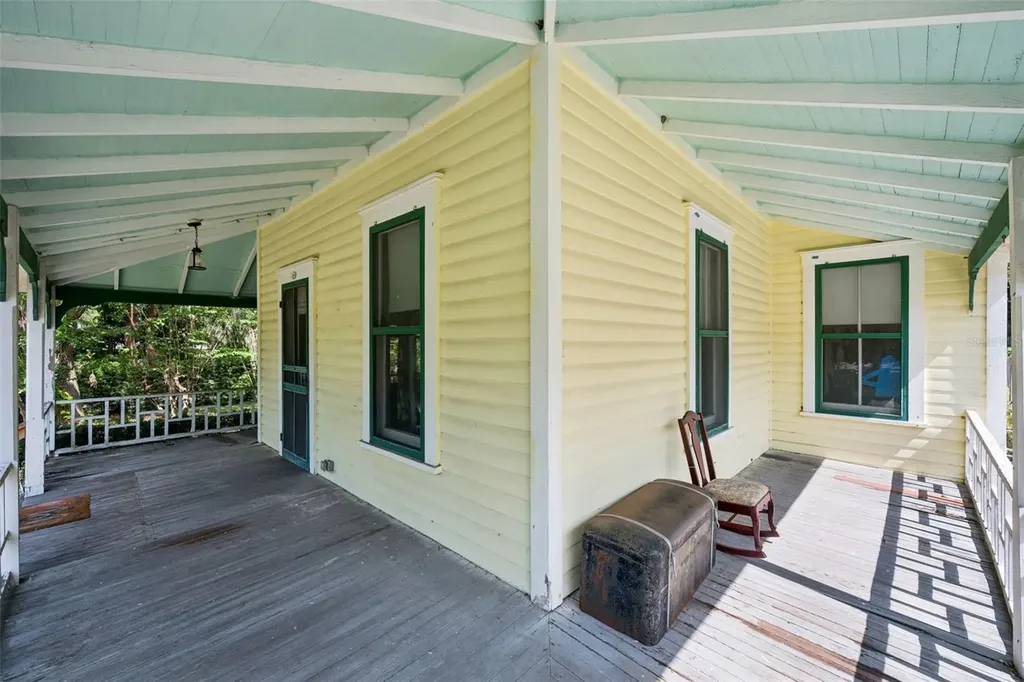 251 W Horatio Avenue Maitland FL 32751