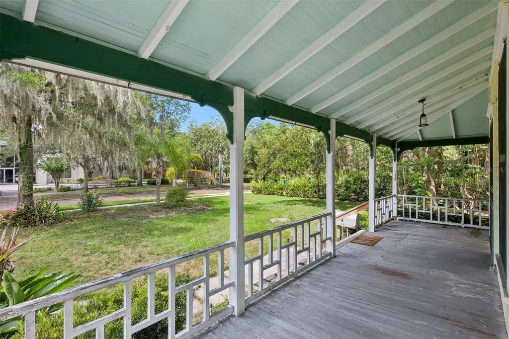 251 W Horatio Avenue Maitland FL 32751