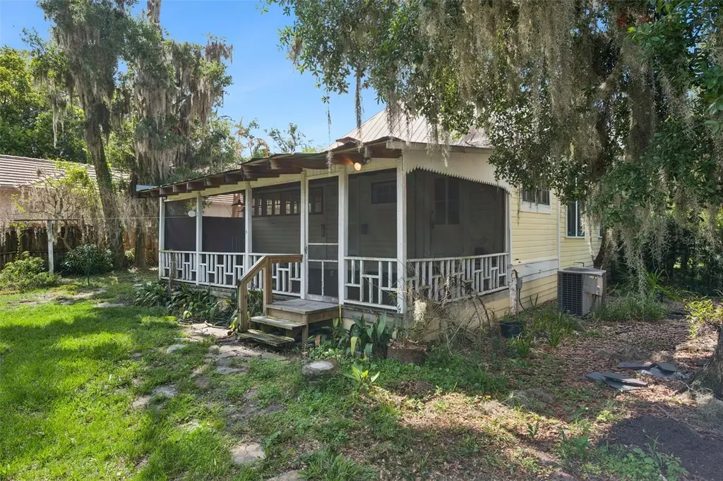 251 W Horatio Avenue Maitland FL 32751