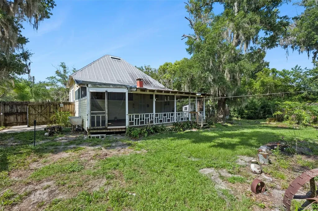 251 W Horatio Avenue Maitland FL 32751