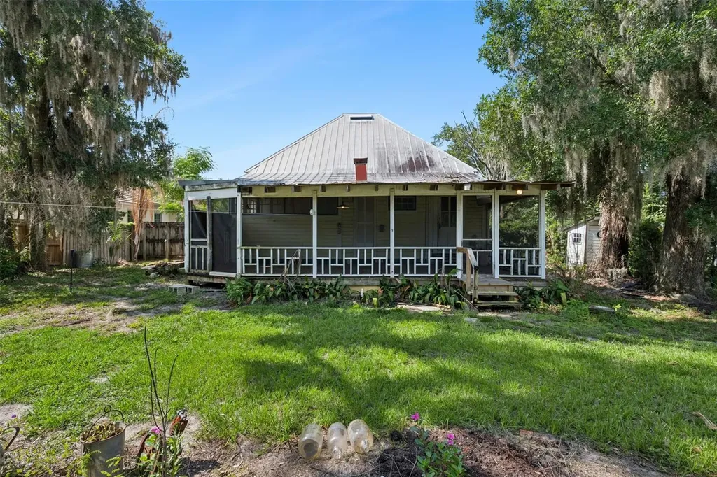 251 W Horatio Avenue Maitland FL 32751