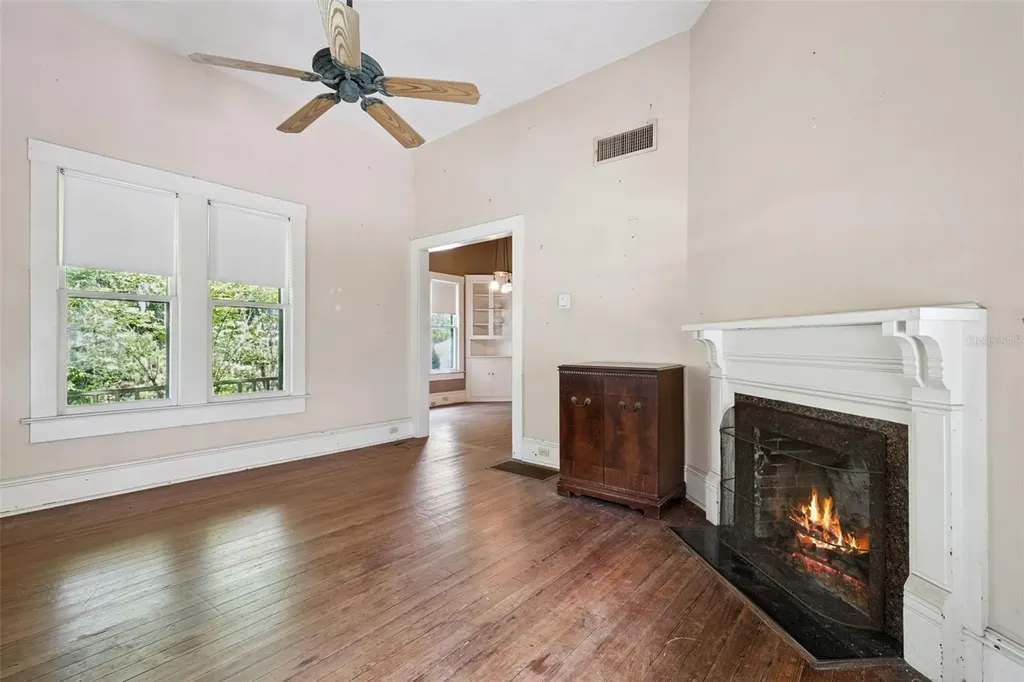 251 W Horatio Avenue Maitland FL 32751