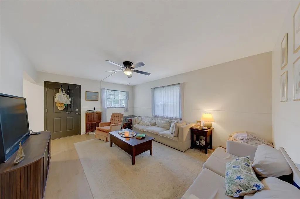 153 New York Avenue Dunedin FL 34698