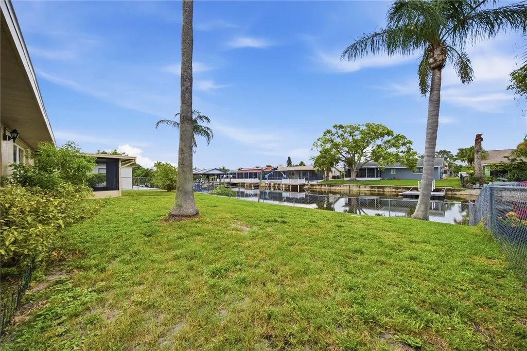 9840 San Sebastian Way Port Richey FL 34668