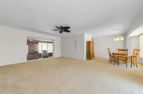 5992 32nd Avenue N St Petersburg FL 33710