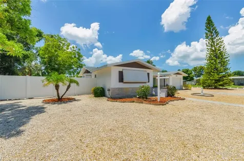5992 32nd Avenue N St Petersburg FL 33710