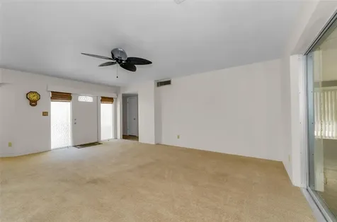 5992 32nd Avenue N St Petersburg FL 33710