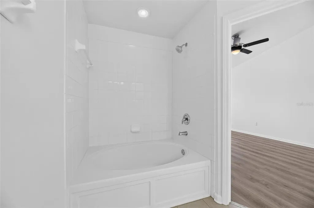 4979 Pond Ridge Drive Riverview FL 33578