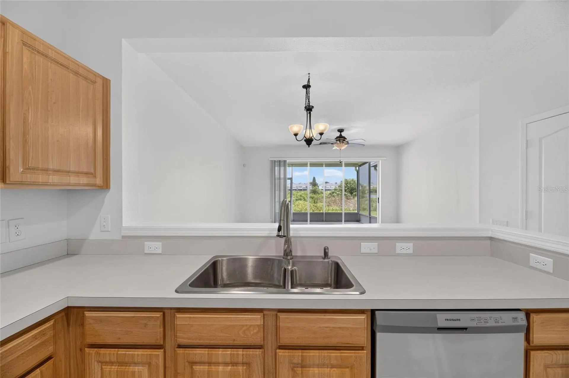 4979 Pond Ridge Drive Riverview FL 33578