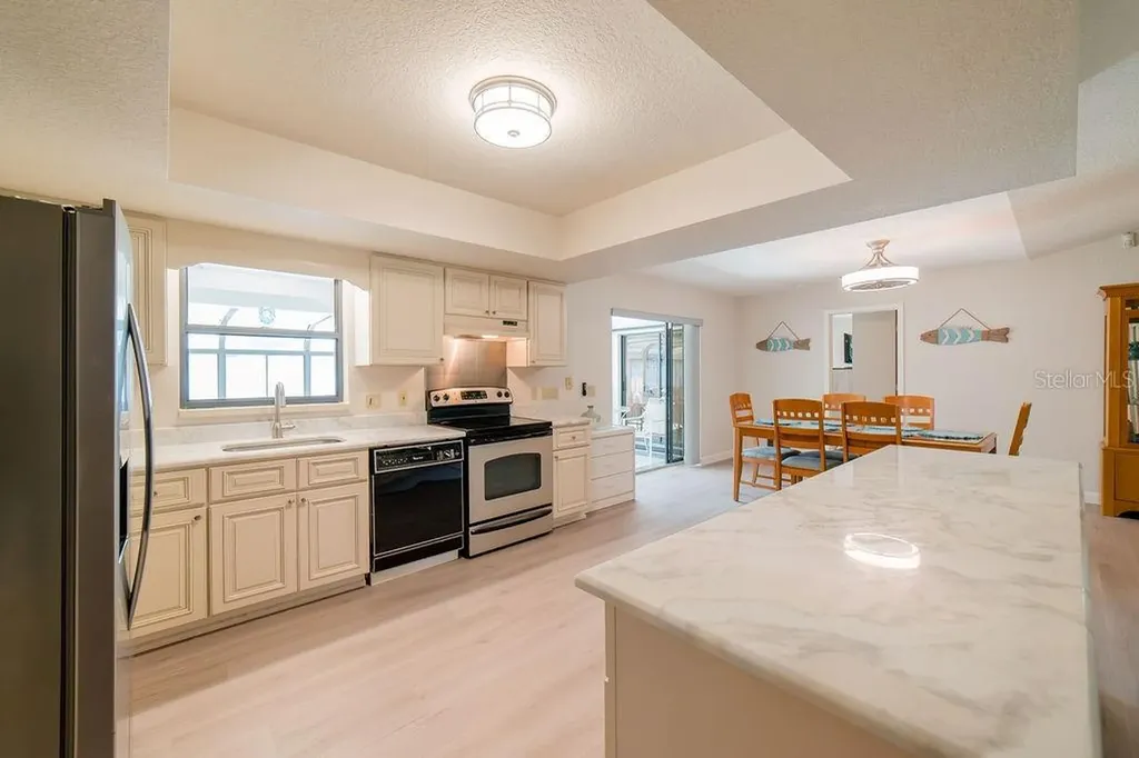 9273 Carnation Avenue Englewood FL 34224