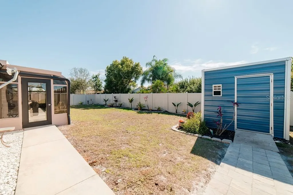 9273 Carnation Avenue Englewood FL 34224