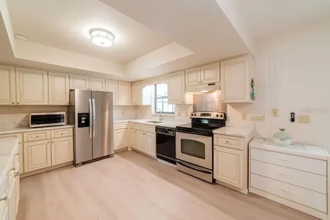 9273 Carnation Avenue Englewood FL 34224